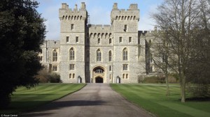 Long-Walk-Entrance-to-Windsor-Castle